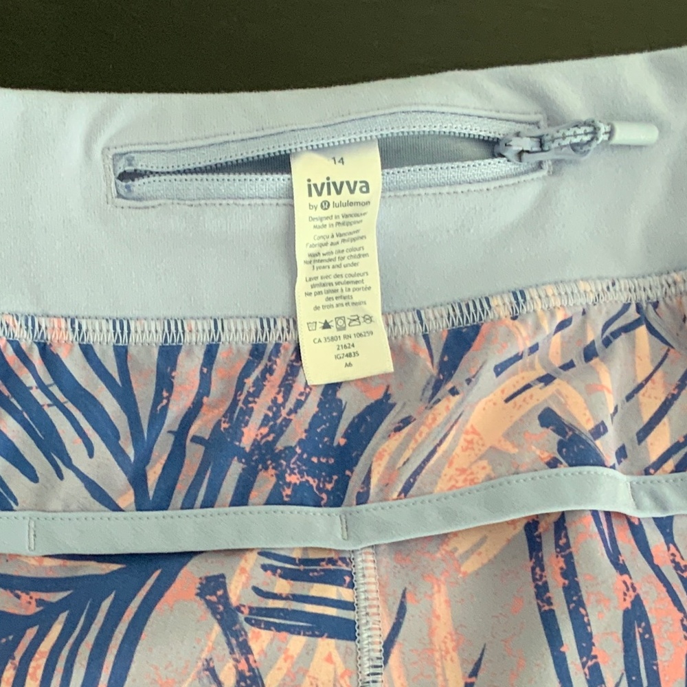 Ivivva by Lululemon - Shorts - Girl’s Size 14 - Picture 3 of 3